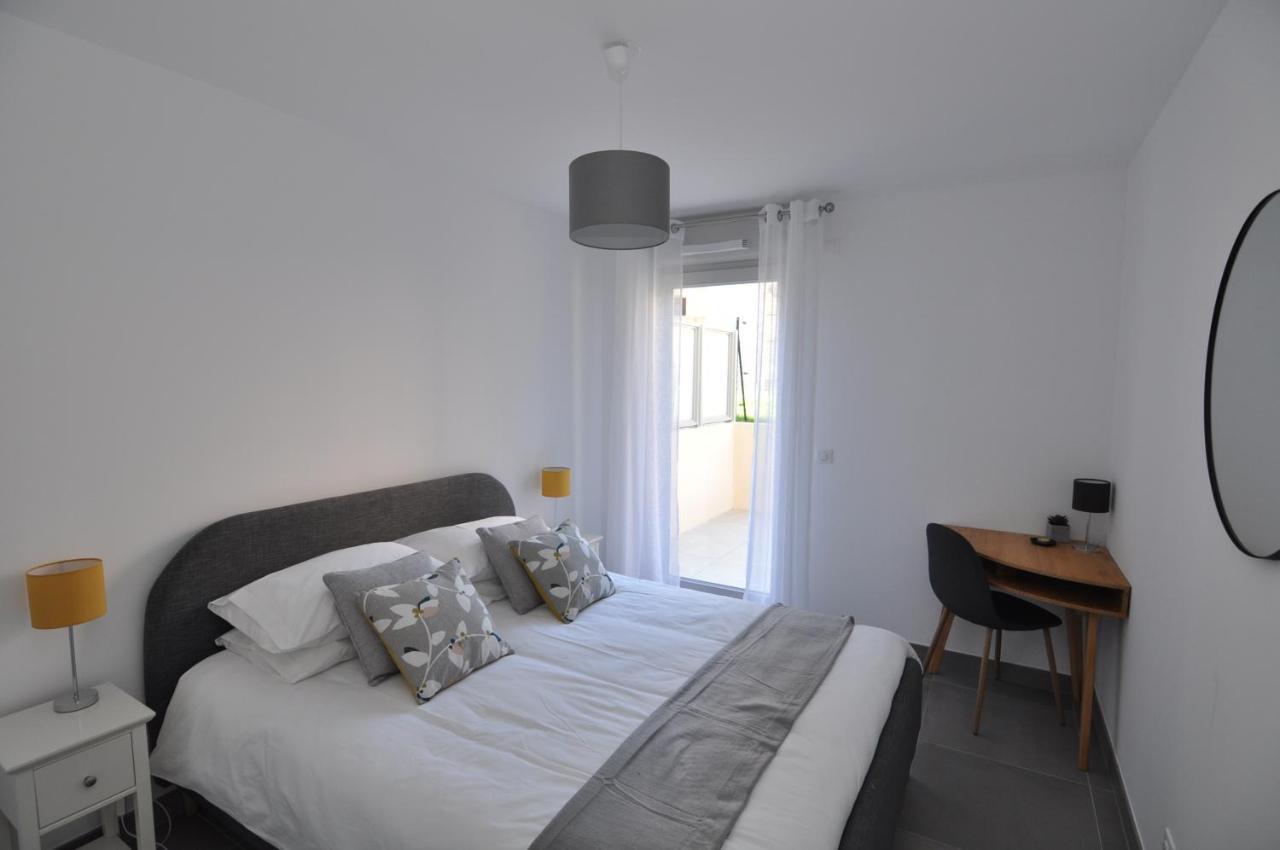 Fantastic Two-Bedroom Apartment - Le Jardin Des Iles Antibes Exterior foto